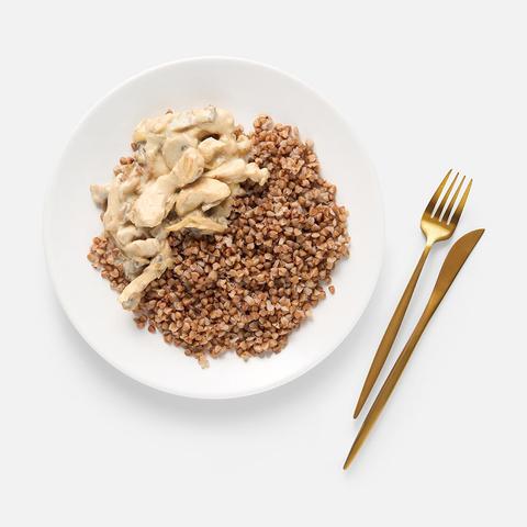 Изображение товара Курица Red Box с гречкой в грибном соусе 230 г готовое блюдо