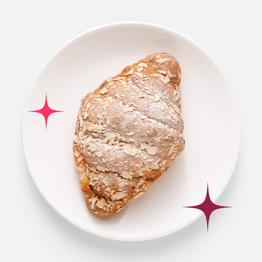 Изображение товара Круассан Самокат с миндалём 100 г - вкуснейшее лакомство