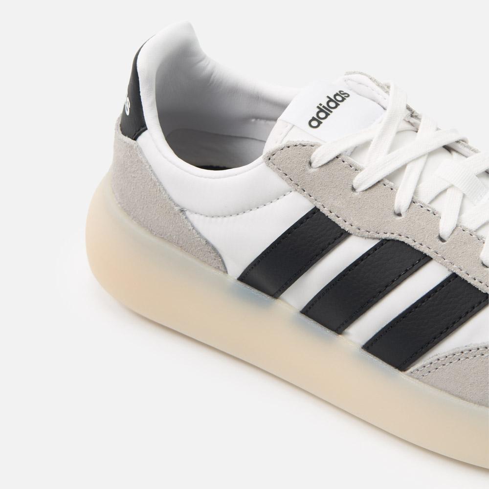 Купить Кроссовки Adidas для женщин, белые, размер UK 8, JR3101, 1 пара ...