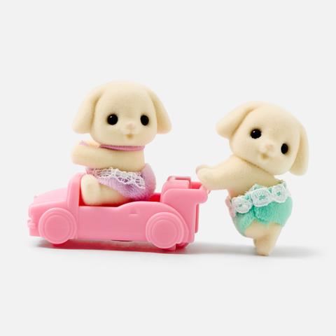 Изображение товара Набор игровой Sylvanian Families Цветочные кролики-близнецы 5737, 1 шт.