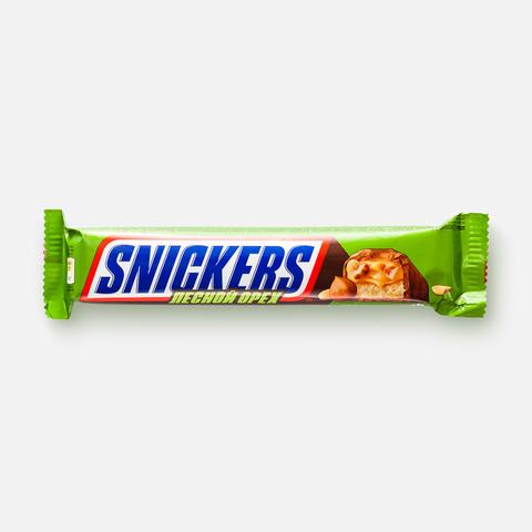 Изображение товара Шоколадный батончик Snickers, лесной орех, 81 г