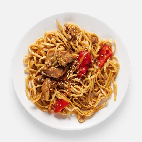 Изображение товара Удон Грабли box с курицей, 180 г - Вкусное быстрое блюдо